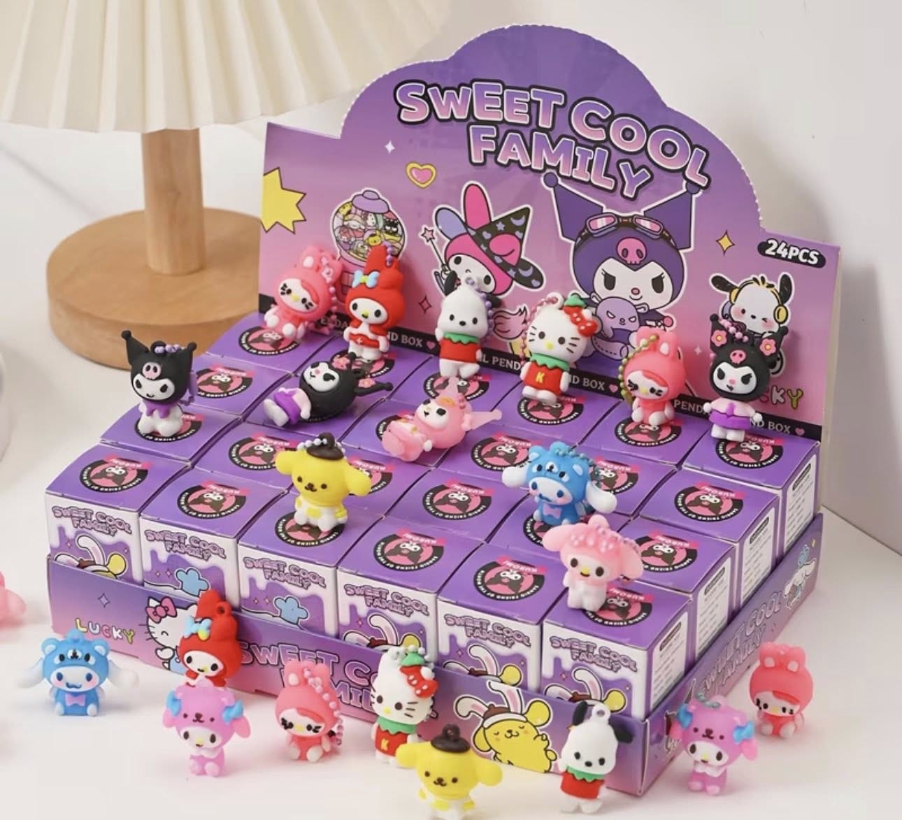 KUROMI AND FRIENDS MYSTERY KEYRINGS