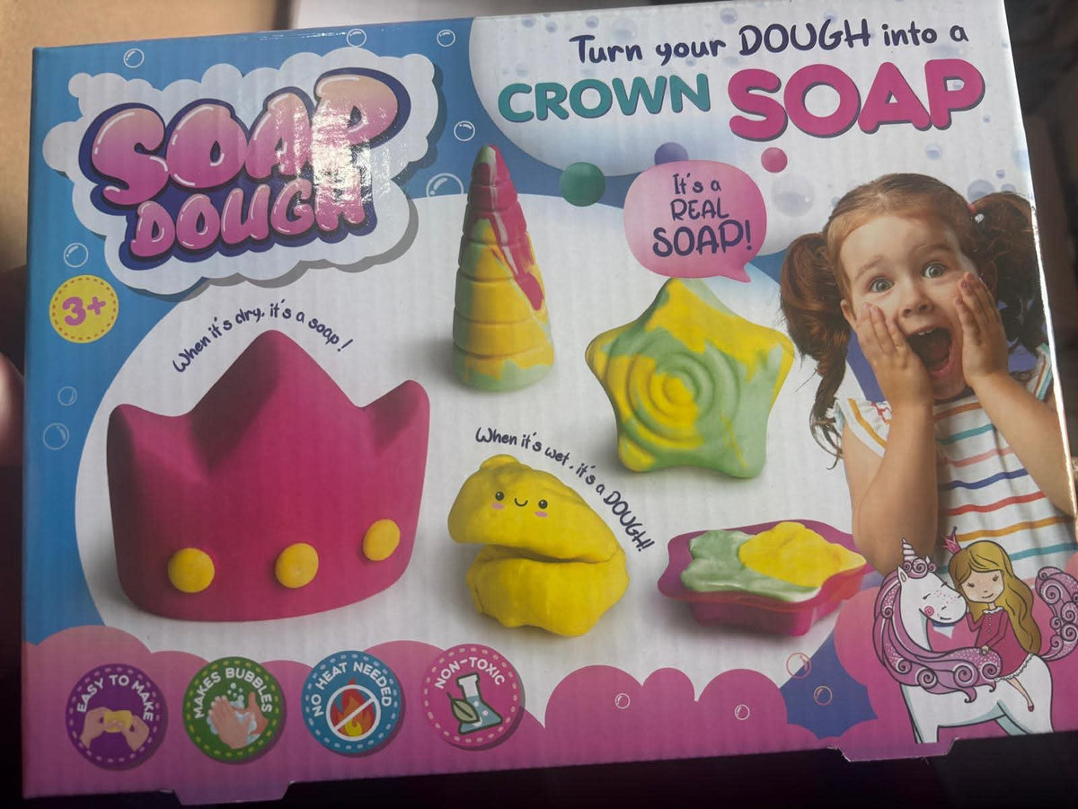 SOAP DOUGH CROWN SET