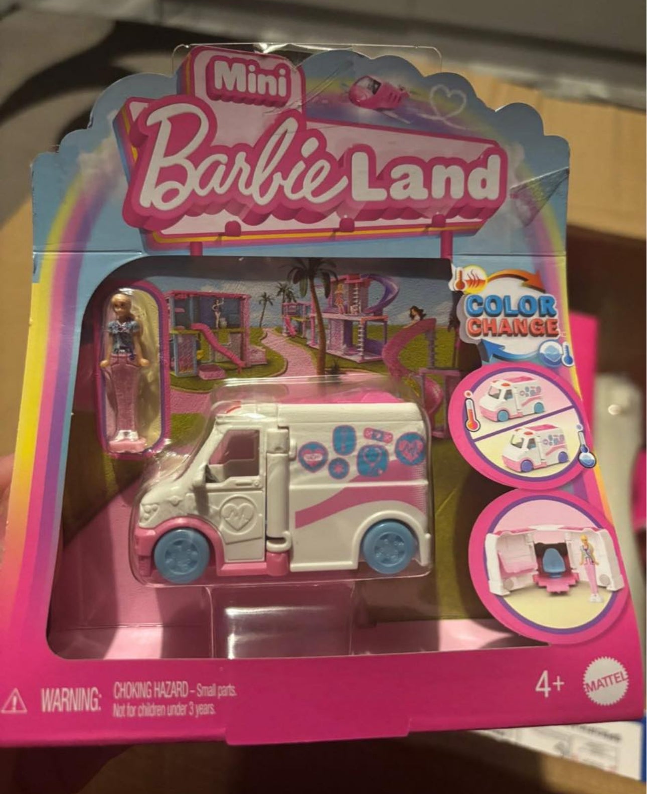 BARBIE MINI LAND VAN