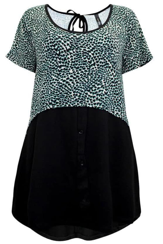 DIPPED HEM LEOPARD TOP