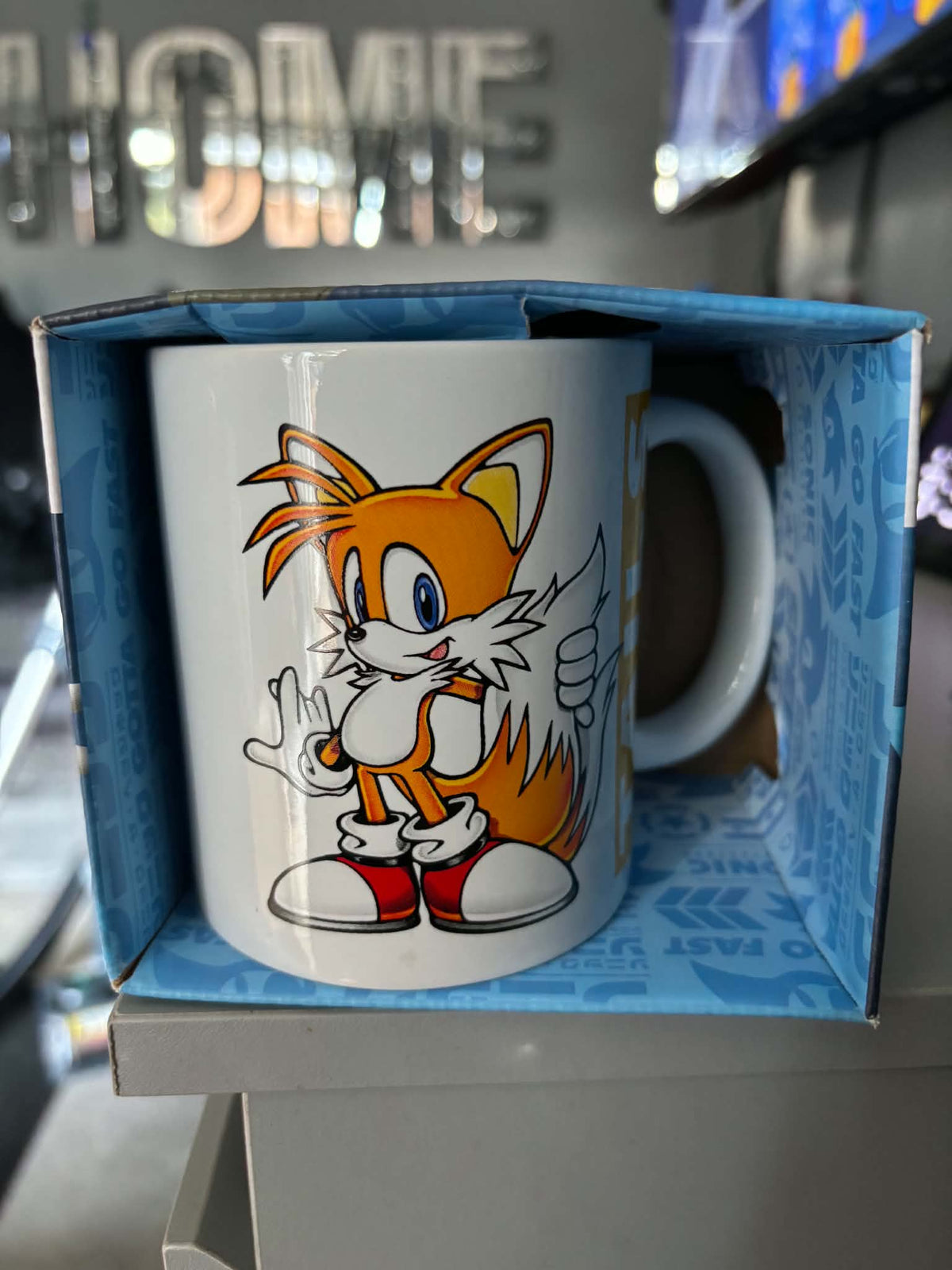 TAILS CUP