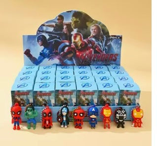 MARVEL MINI MYSTERY KEYRING BOX